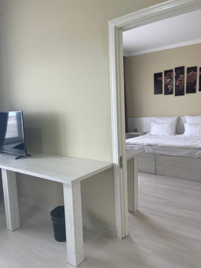 Aktau Airport Hotel Екстер'єр фото