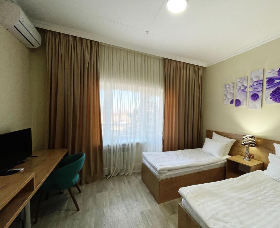 Aktau Airport Hotel Екстер'єр фото