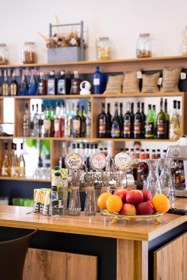 Aktau Airport Hotel Екстер'єр фото
