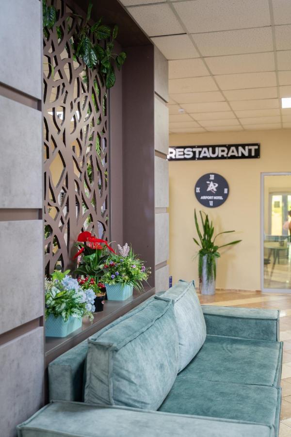 Aktau Airport Hotel Екстер'єр фото